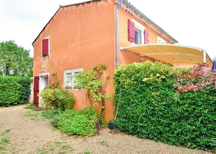 Cozy In St-quentin-la-poterie *